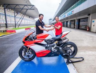 First Ducati 1299 Superleggera delivered in India