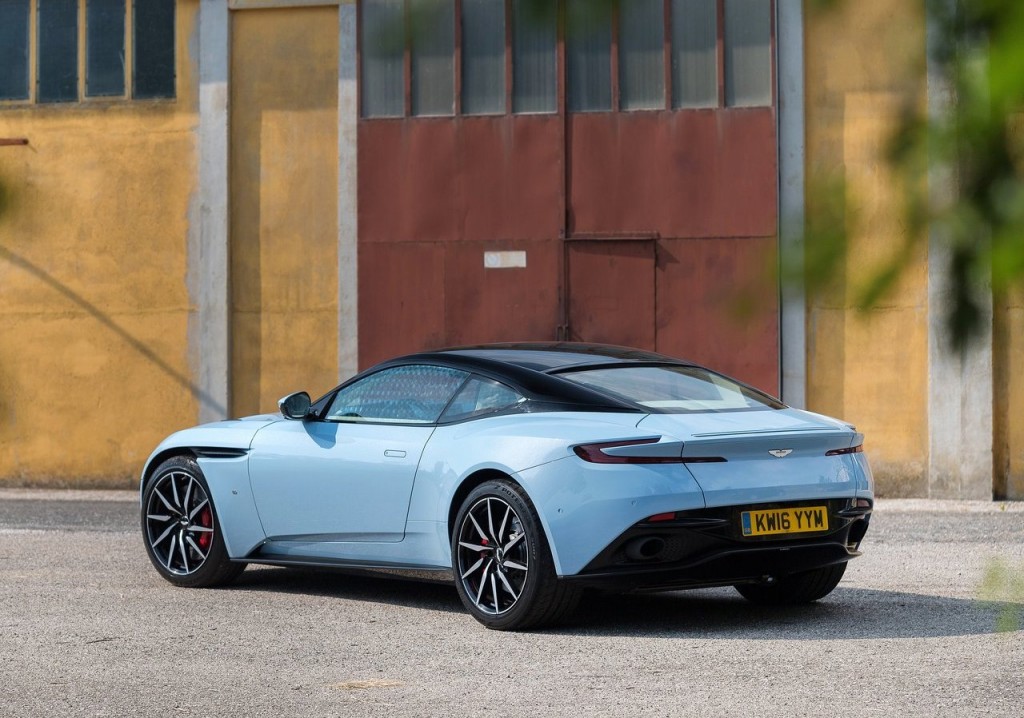 aston_martin-db11_frosted_glass_blue-2017-1280-31