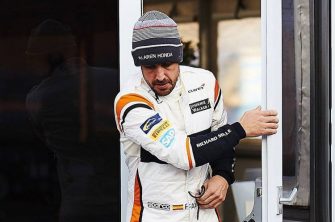 Alonso approached by Williams for a drive next year