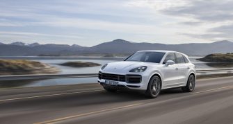Even more 911 in an SUV: the new Porsche Cayenne Turbo