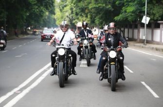 TRIUMPH MOTORCYCLES ORGANISES THE BIGGEST-EVER  “DISTINGUISHED GENTLEMAN’S RIDE”