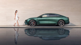 EXEED Unveils New Electric and Hybrid Lineup at Skydive Dubai Launch