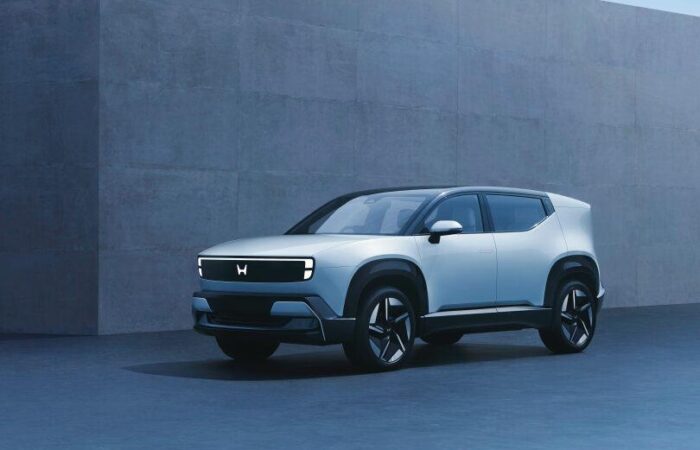 Honda Unveils World Premiere of Honda 0 α SUV Prototype at Japan Mobility Show 2025